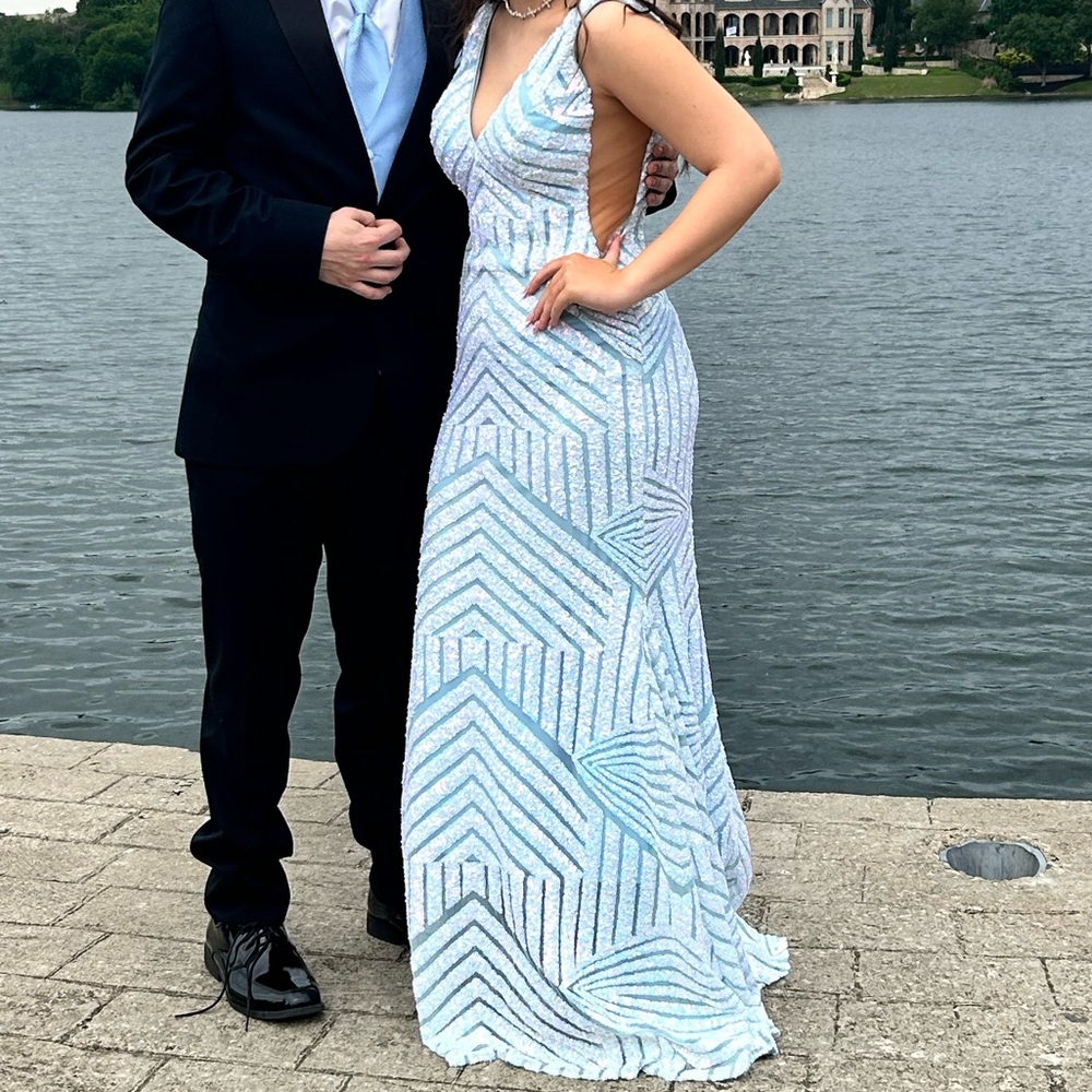 Baby blue prom dresss
